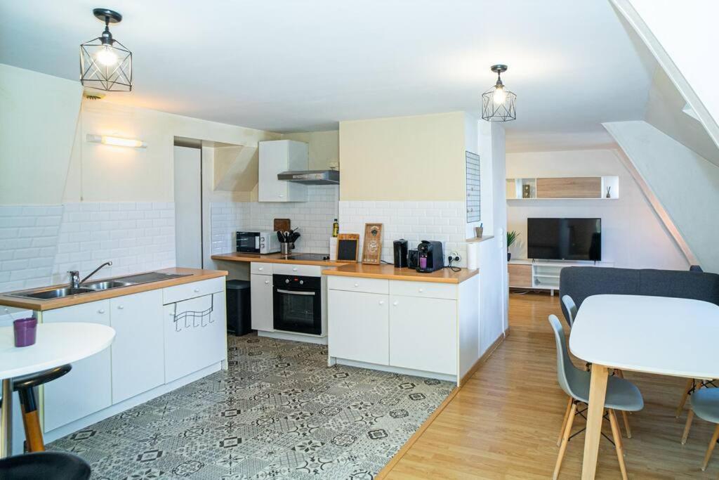 Ferienwohnung New Place Gramont-Proche Chateau Pau Exterior foto